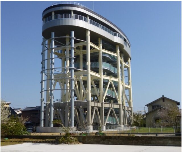 避難困難区域に建てられた津波避難タワー
